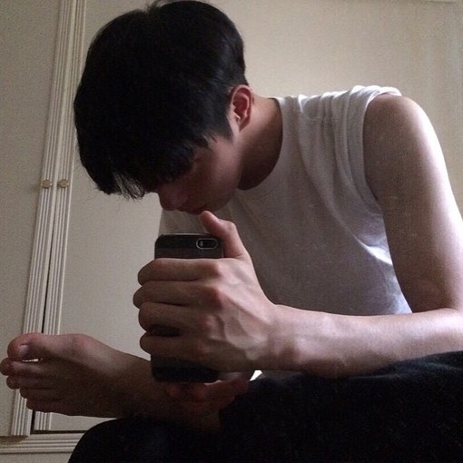 陆波玲明