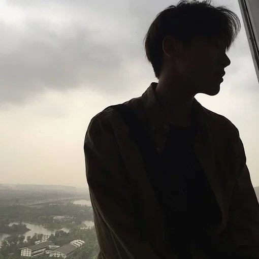 钟聪德容