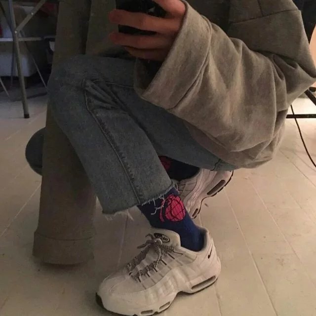 姬荔乐乐